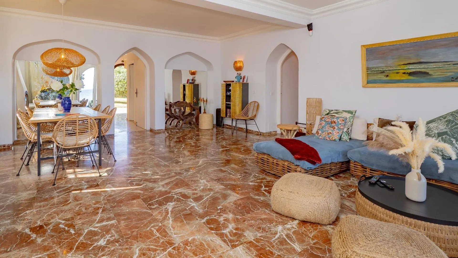 Cubo'S Beachfront Villa Khayyam El Faro إسبانيا
