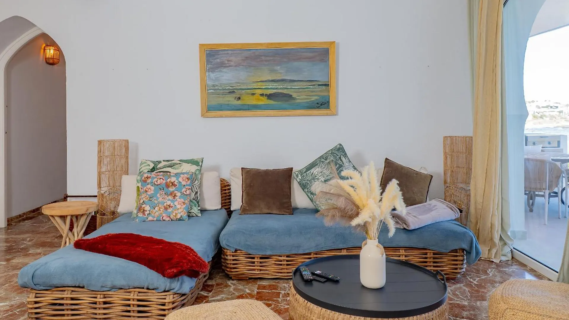 Cubo'S Beachfront Villa Khayyam El Faro إسبانيا